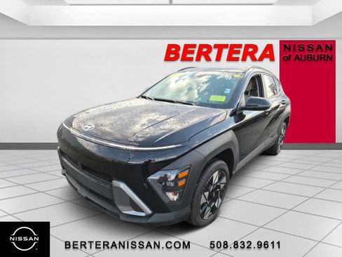 Used 2025 Hyundai Kona SEL AWD/4WD image 5