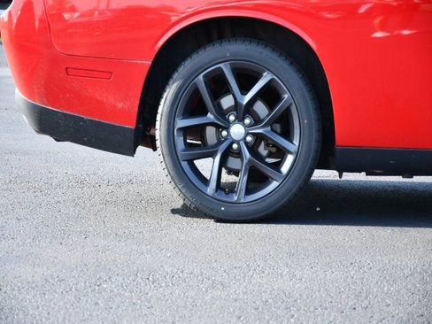 Used 2019 Dodge Challenger SXT w/ Blacktop Package RWD image 10
