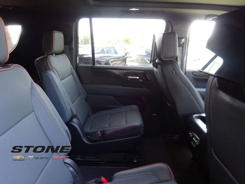 New 2026 GMC Yukon XL AT4 w/ AT4 Premium Plus Package AWD/4WD image 23