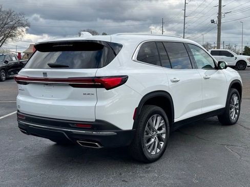 Used 2025 Buick Enclave Preferred image 5