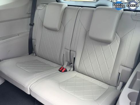 Used 2025 Volkswagen Atlas SEL Premium R-Line image 15