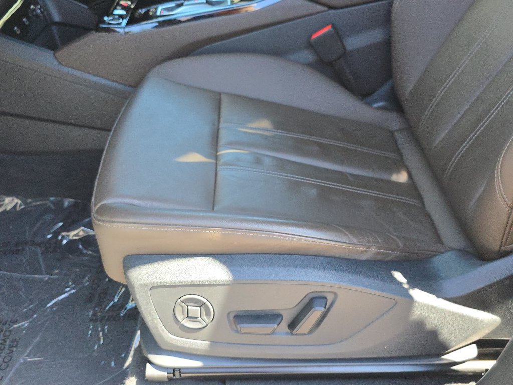 Used 2025 Audi Q6 e-tron Premium Plus w/ Premium Plus AWD/4WD image 20