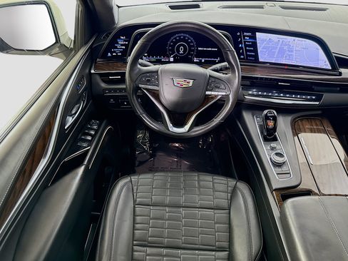Used 2023 Cadillac Escalade ESV Sport Platinum w/ Heavy-Duty Trailer Package AWD/4WD image 26