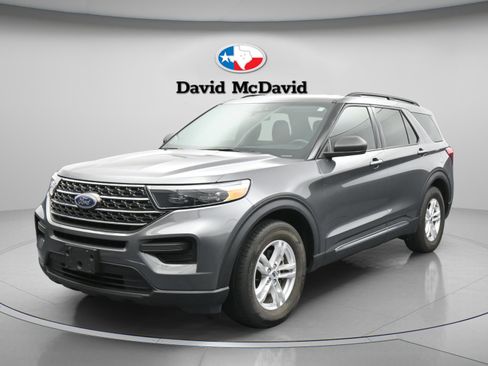 Used 2023 Ford Explorer XLT image 1
