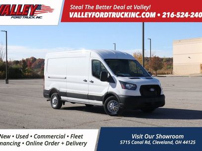 New 2026 Ford Transit 250 148 Medium Roof Extended AWD w/ Load Area Protection Package