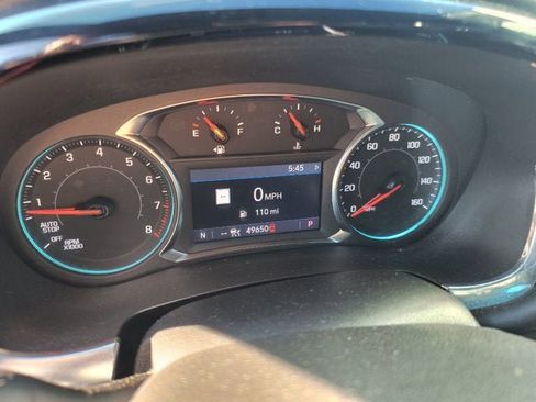 Used 2023 Chevrolet Traverse LT w/ LT Premium Package AWD/4WD image 6