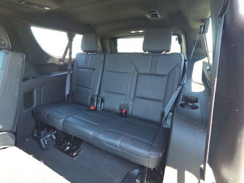 Used 2021 Chevrolet Suburban RST w/ Rear Media and Nav Package AWD/4WD image 19