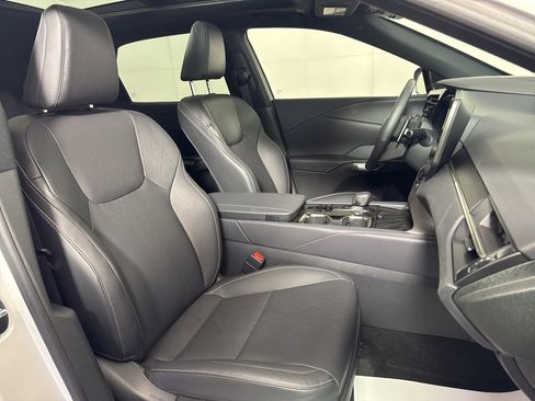 Used 2023 Lexus RX 350 350h Premium Plus image 12