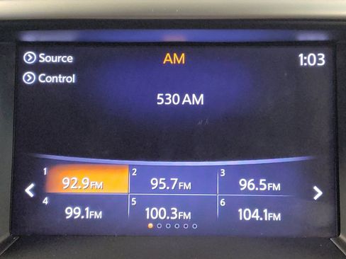 Used 2018 Nissan Pathfinder SV FWD image 25