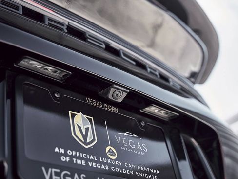 Used 2022 Porsche 911 Carrera 4 GTS w/ Premium Package image 16