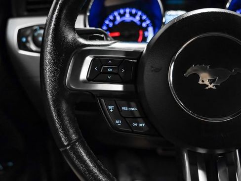 Used 2017 Ford Mustang GT Premium image 10