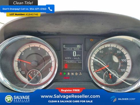 Used 2016 Dodge Grand Caravan SXT w/ UConnect Hands-Free Group image 12