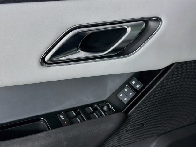 Used 2024 Land Rover Range Rover Velar S AWD/4WD image 21