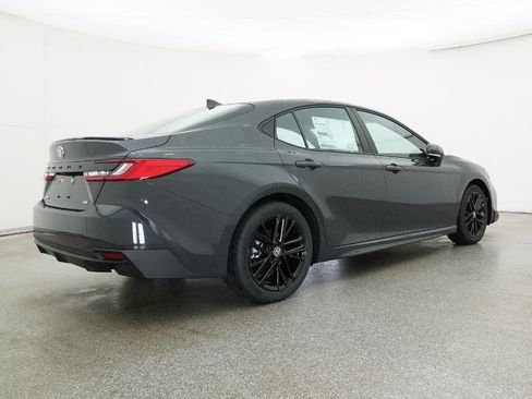 New 2026 Toyota Camry SE FWD image 19