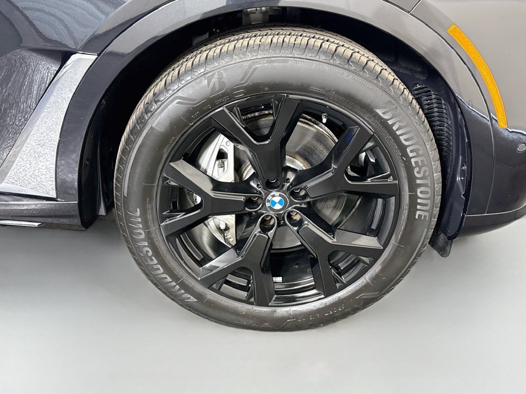 Used 2026 BMW X7 xDrive40i AWD/4WD image 31