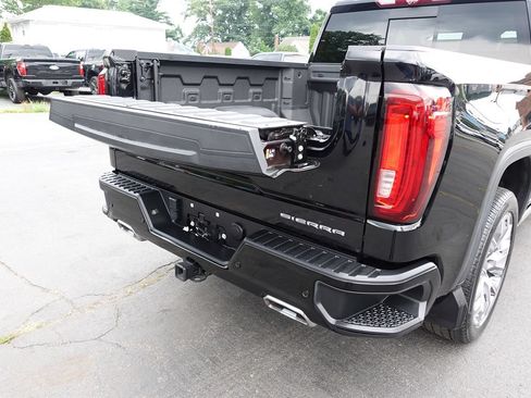 Used 2023 GMC Sierra 1500 Denali w/ Denali Reserve Package AWD/4WD image 34