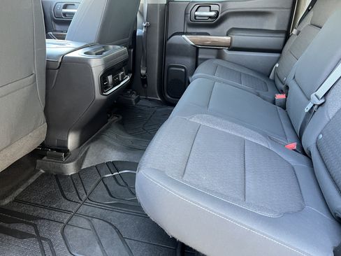 Used 2019 Chevrolet Silverado 1500 RST AWD/4WD image 17