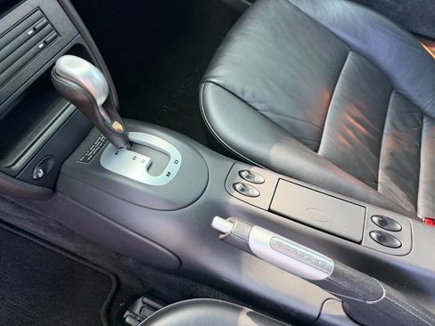 Used 2003 Porsche 911 Turbo AWD/4WD image 23
