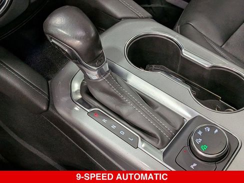 Used 2020 Chevrolet Blazer LT w/ Sound & Technology Package AWD/4WD image 21