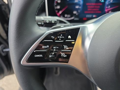Certified 2025 Mercedes-Benz GLC 300 4MATIC image 26