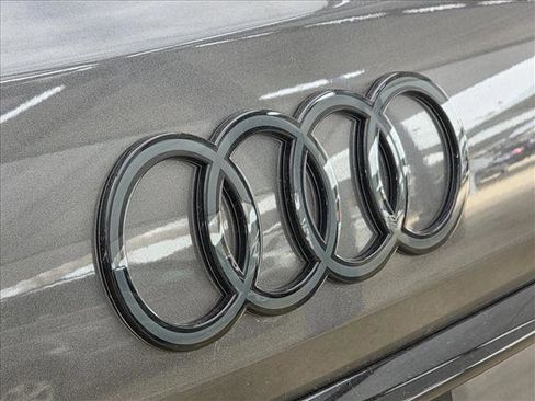 Used 2025 Audi Q7 2.0T Premium Plus w/ Premium Plus Package image 12