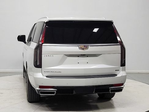 Used 2021 Cadillac Escalade Premium Luxury Platinum RWD image 6