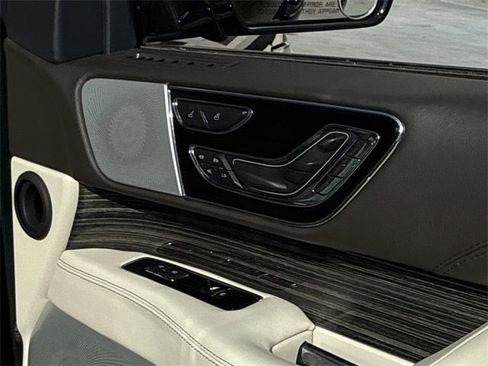 Used 2023 Lincoln Navigator Black Label image 13