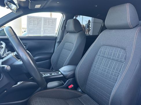 Certified 2024 Honda HR-V Sport image 5