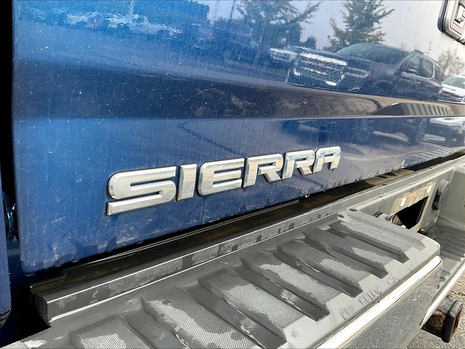 Used 2017 GMC Sierra 1500 SLE w/ SLE Value Package AWD/4WD image 24