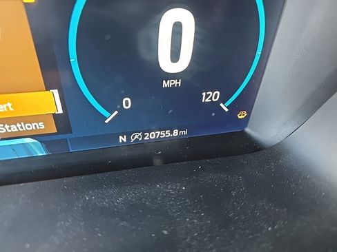 Used 2023 Ford F150 Lariat w/ Equipment Group 502A High image 17