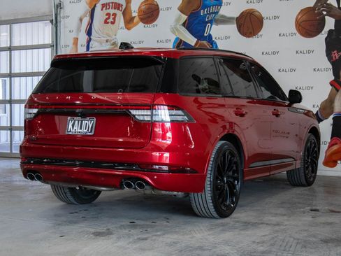 Used 2025 Lincoln Aviator Reserve w/ Equipment Group 201A image 27