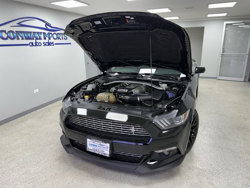 Used 2017 Ford Mustang GT Premium w/ GT Performance Package image 35