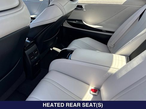 Used 2018 Toyota Mirai FWD image 13