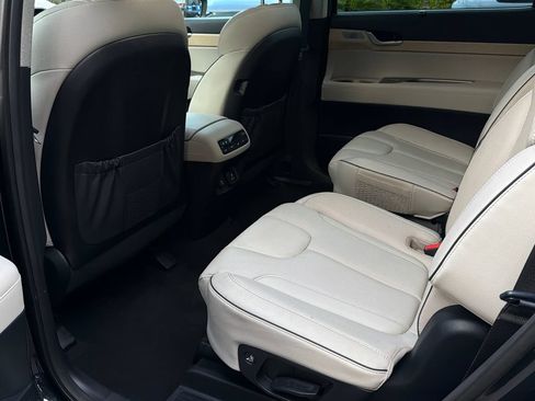 Used 2024 Hyundai Palisade Limited AWD/4WD image 23