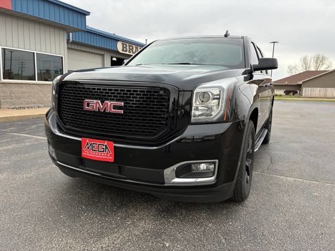 Used 2017 GMC Yukon SLE w/ SLE Value Package AWD/4WD image 28
