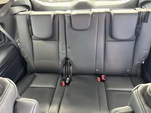 New 2025 Subaru Ascent Bronze Edition image 17