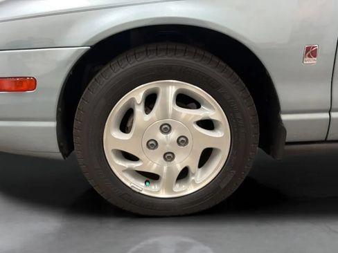 Used 2002 Saturn S-Series SL2 w/ SL2 Option Pkg 2 FWD image 27