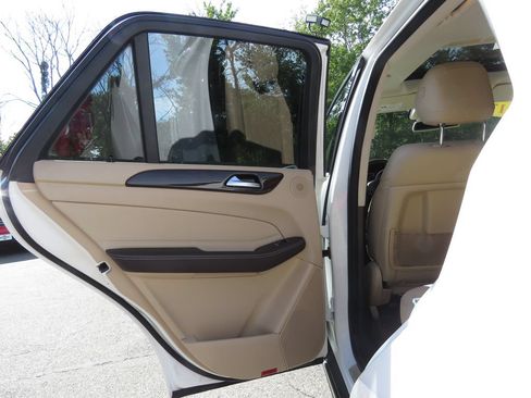 Used 2017 Mercedes-Benz GLE 350 4MATIC image 19
