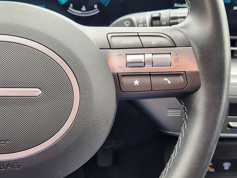 Certified 2025 Hyundai Kona SEL image 24