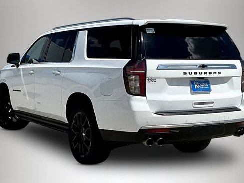 Used 2024 Chevrolet Suburban High Country AWD/4WD image 4