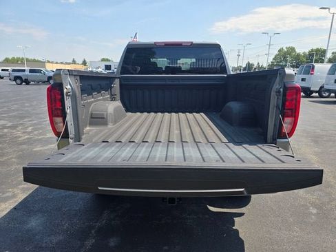 Used 2024 GMC Sierra 1500 Pro w/ Graphite Edition AWD/4WD image 5