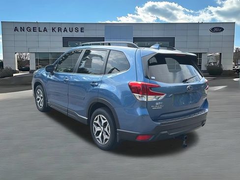 Used 2020 Subaru Forester Premium AWD/4WD image 6