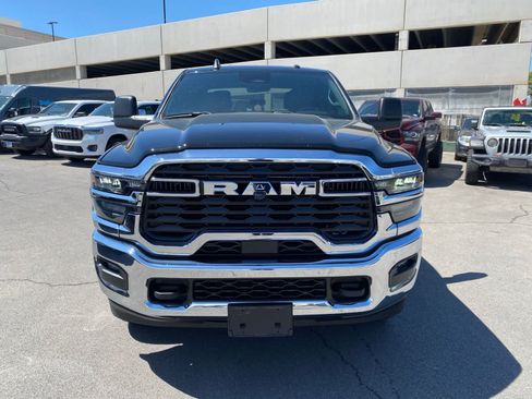 Used 2025 RAM 2500 Tradesman w/ Chrome Appearance Group AWD/4WD image 2