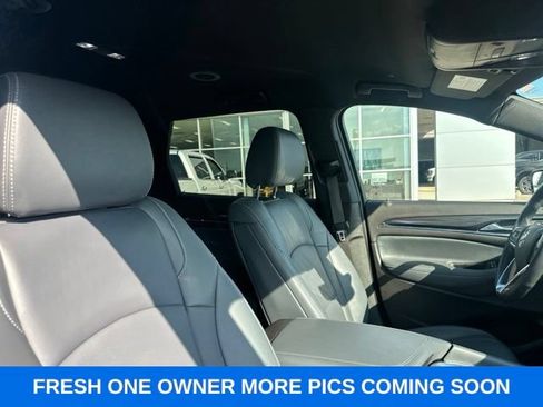 Used 2023 Buick Enclave Premium FWD image 8