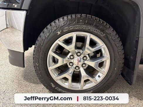 Used 2016 GMC Sierra 1500 SLT w/ SLT Premium Package AWD/4WD image 34