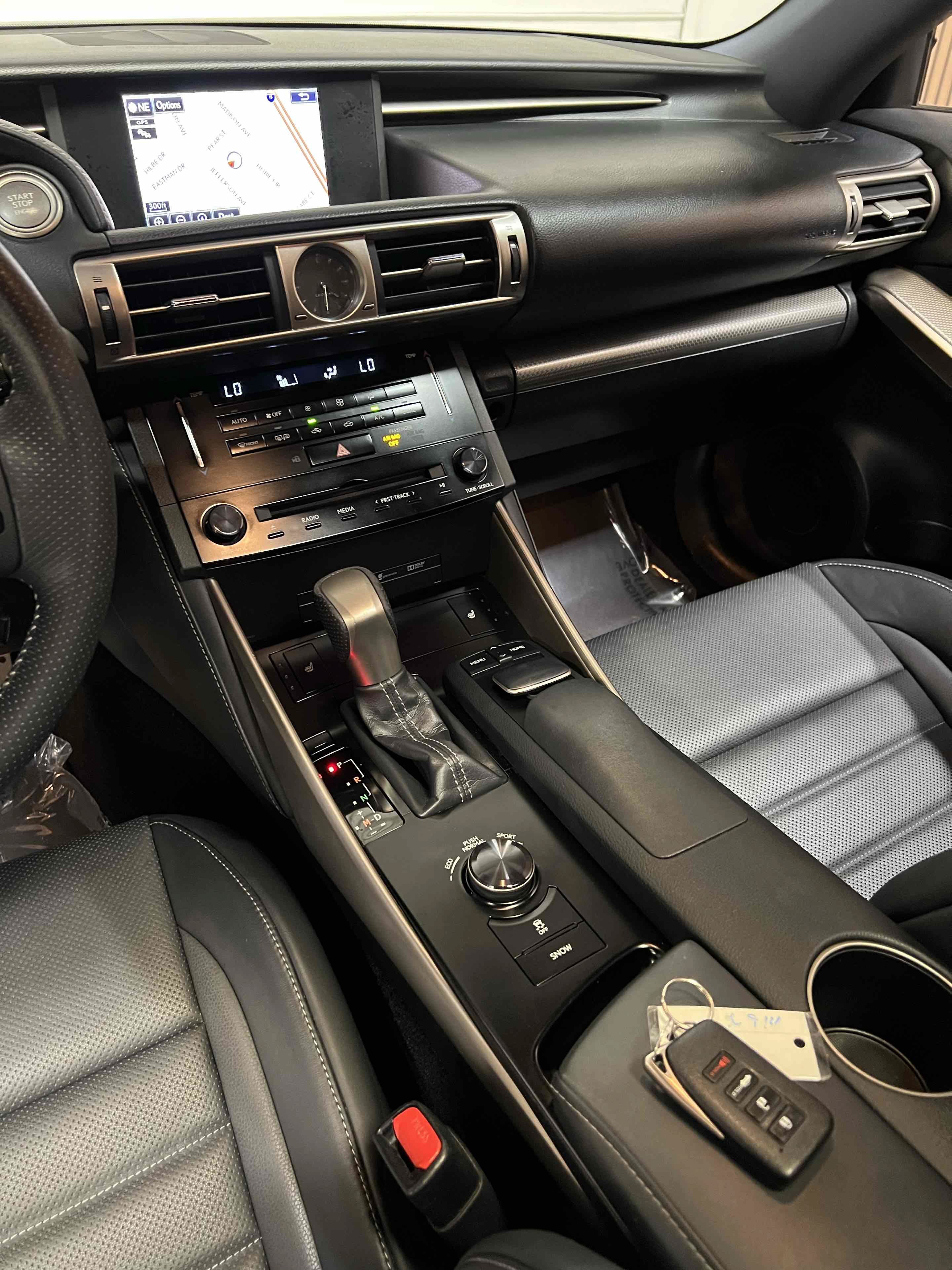 Used 2014 Lexus IS 250 w/ F-Sport Package RWD image 35