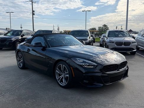 Certified 2026 BMW Z4 sDrive30i w/ Premium Package RWD image 3