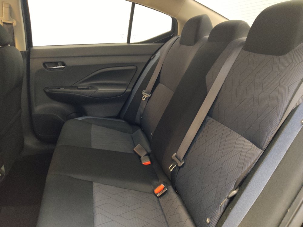 Used 2023 Nissan Versa SV FWD image 18