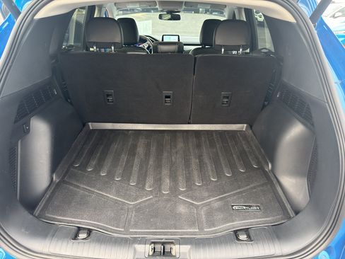 Used 2021 Ford Escape Titanium AWD/4WD image 9