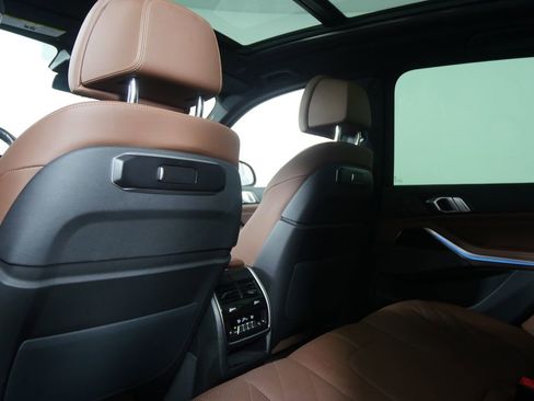 Certified 2025 BMW X5 xDrive40i AWD/4WD image 15